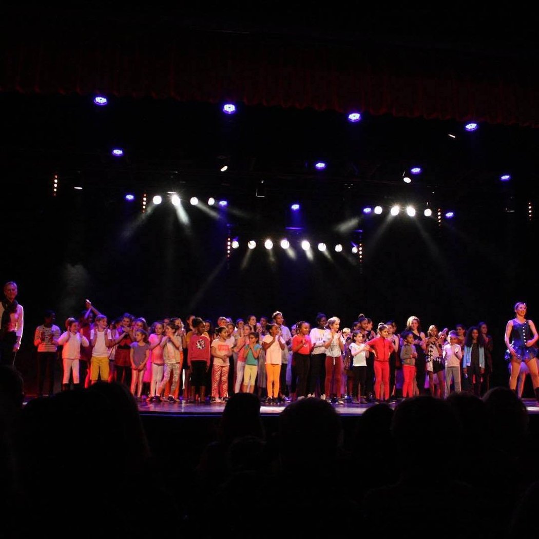 Of Studies Center Choreographic Du Mantois - Cecm 2